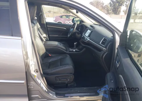 2017 Toyota Highlander Limited Platinum из США, поврежденный, VIN 5TDDZRFH4HS457427